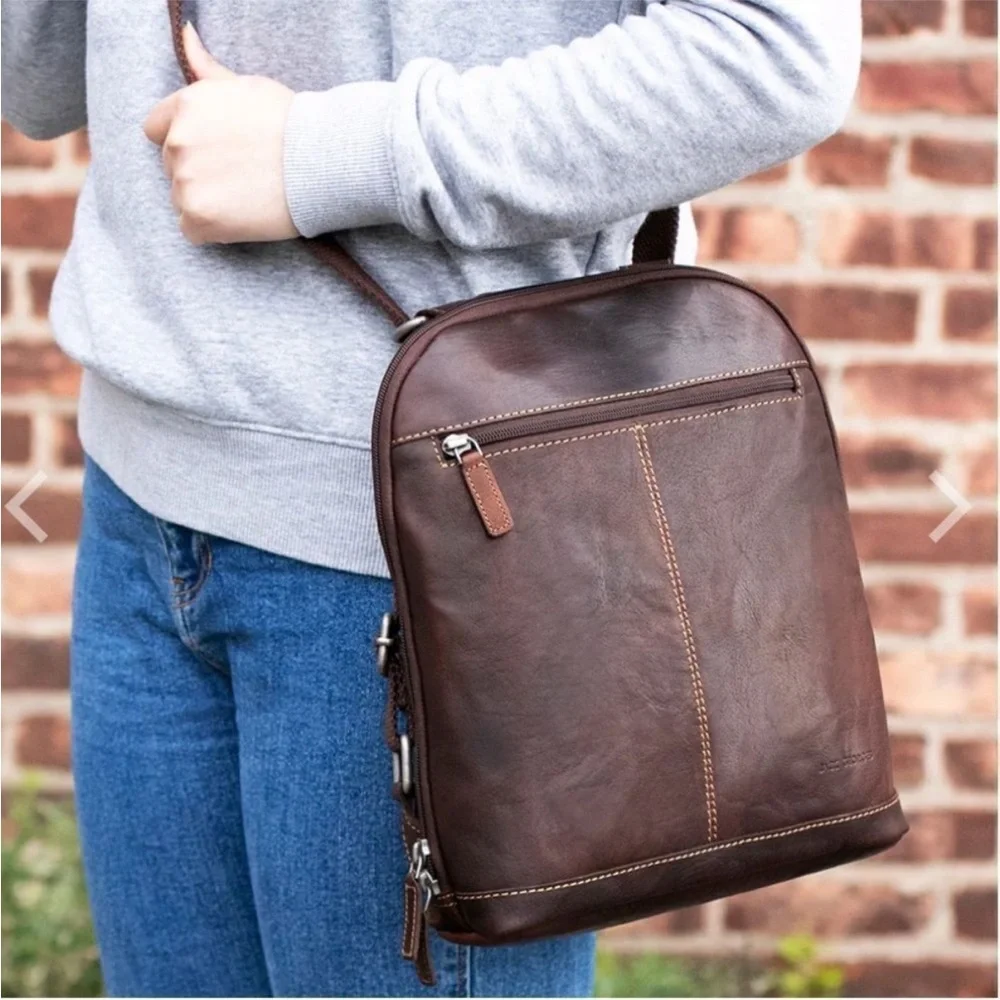 Jack Georges Buffalo Leather Voyager Convertible Backpack EUC Ret $222 Dk Brown